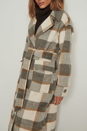 Image 4 of 4
