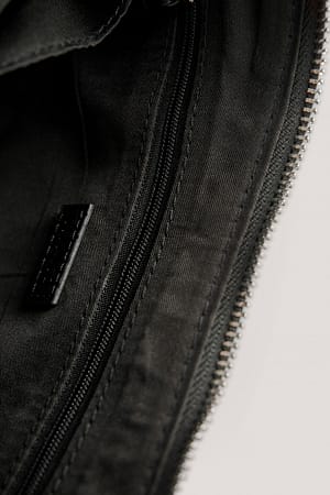Image 4 of 4
