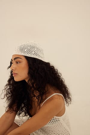 White Gehaakte cap