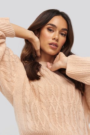 Dusty Light Pink Cropped Cable Knitted Sweater