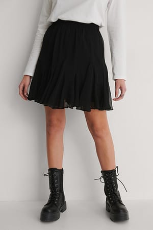 Image 3 of 6
