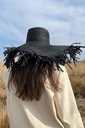 Black Fringe Edge Straw Hat