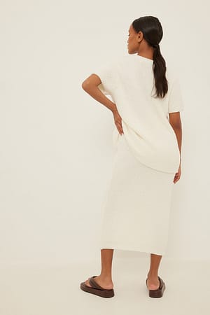 Image 2 of 4