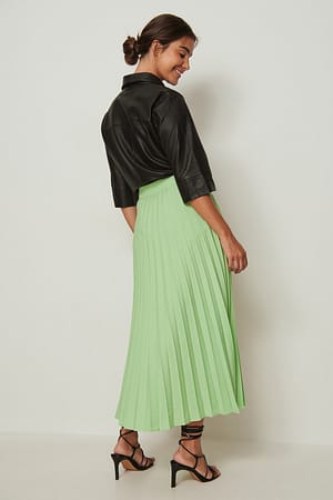 Pistachio Midirok met zware plooitjes