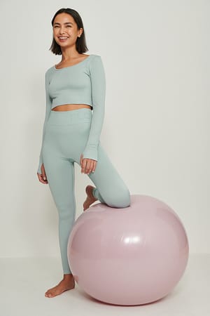 Blue Recycelte gerippte Strumpfhose mit hoher Taille