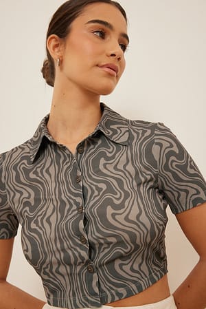 Swirl Print Top met knopendetail