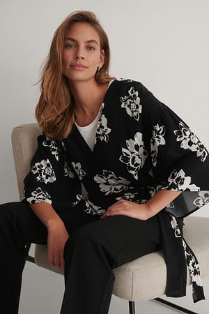 Black Kimono-Topp