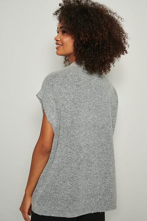Image 2 of 4