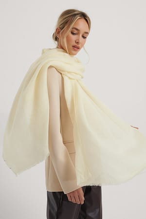 Creme Lätt Vävd Scarf I Ullblandning
