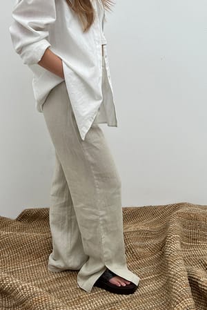 Image 2 of 8
