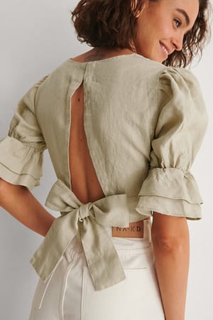 Beige Gjord av linne topp med knytning bak