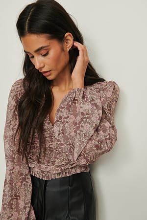 Nude Pink Floral Gerecycleerde rafelblouse met lange mouwen