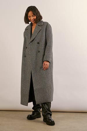 Image 2 of 4