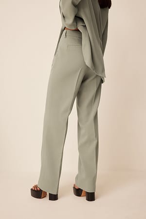 Image 2 of 4