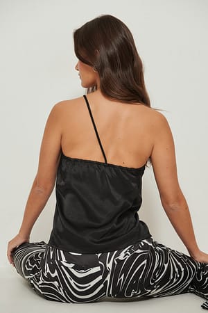 Bild 2 av 4
