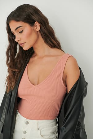 Dusty Dark Pink V-Neck Rib Top