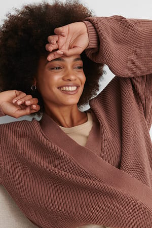 Dusty Dark Pink Organischer Strickpullover