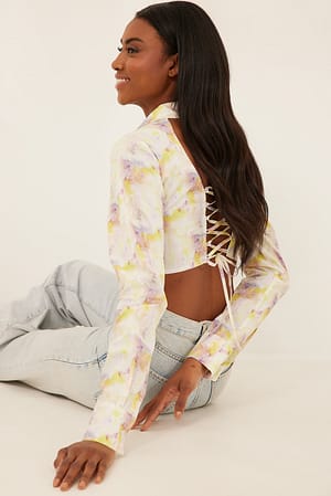 Light Pink Print Chemise imprimée nouée sur le devant recyclée