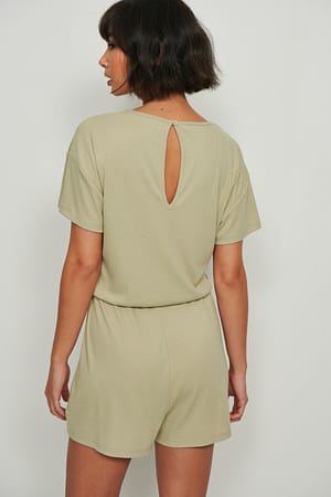 Image 2 of 4
