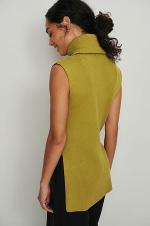 Image 2 of 5