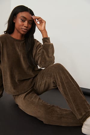 Brown Ribbed Oversized Sweatshirt