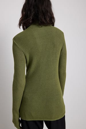 Image 2 of 4