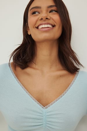 Image 4 of 4