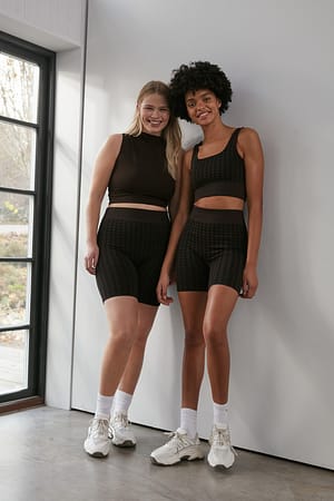Image 5 of 6