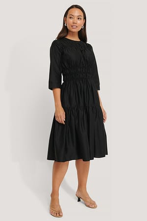 Black Gesmokte Jurk