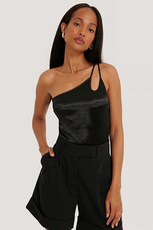 Black Haut Une Épaule