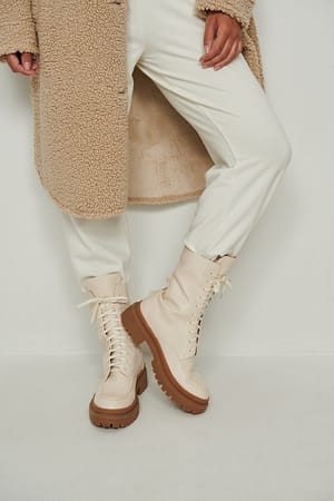 Image 7 of 7