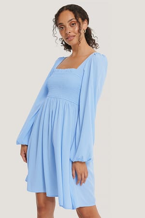 Light Blue Smock-Kjole Med Firkantet Hals