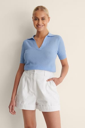 White Organische zugeschnittene Jeans-Shorts mit Schlag