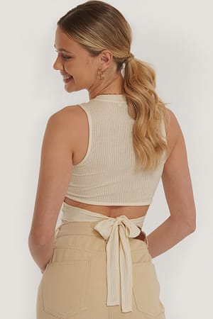Beige Haut Noué À Dos Ouvert