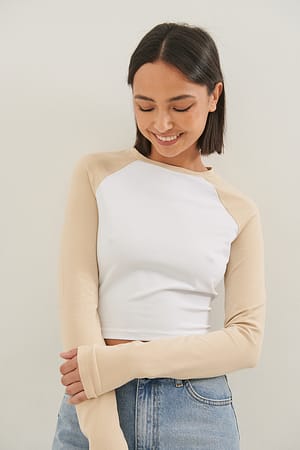 Beige Zweifarbiges Jersey-Top