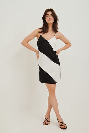 Image 2 of 4