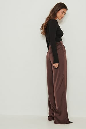 Image 2 of 4