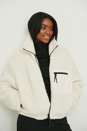 Offwhite Teddy-Jacke