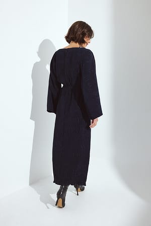 Image 2 of 6