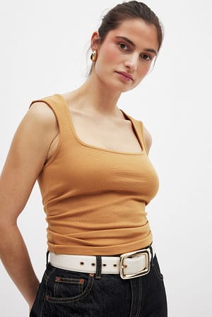Brown Top de punto sin mangas