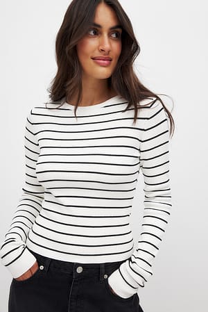 Ribbed Knitted Round Neck Top