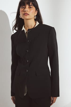 Black Tettsittende blazer med rund hals