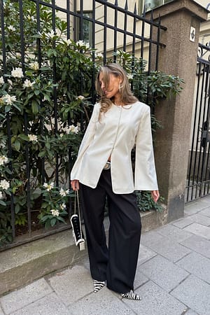 White taillierte Jacke
