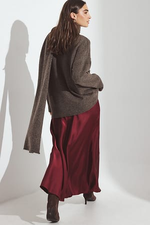 Image 2 of 7