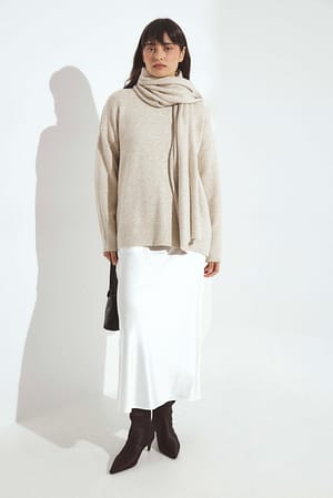 White Satin midinederdel