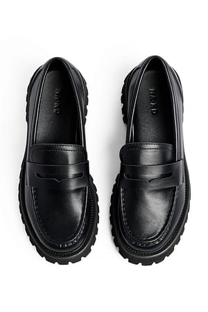 Loafers med sömdetalj