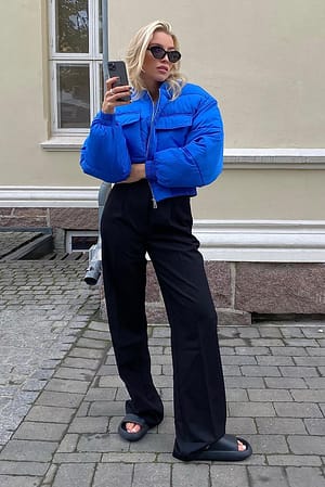 Blue Kurze Bomberjacke mit Puffärmeln