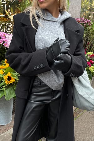 Black PU Mittens