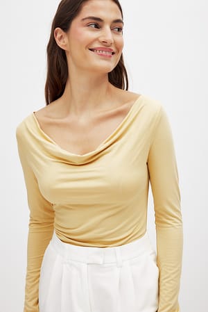 Soft Line gedrapeerde top