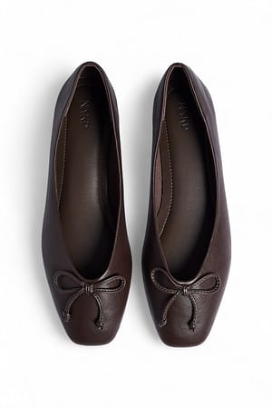 Squared Toe Bow Ballerinas